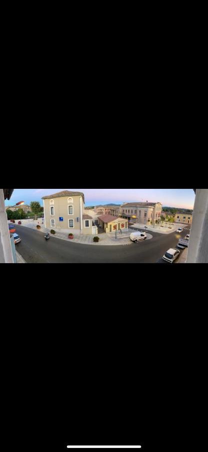 Love'Room Trebes Bagian luar foto
